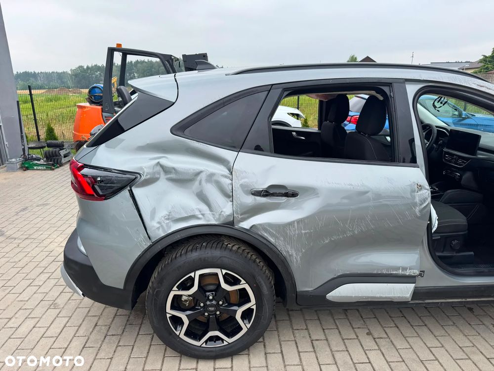 Ford Kuga 2.5 Duratec FHEV ACTIVE - 23