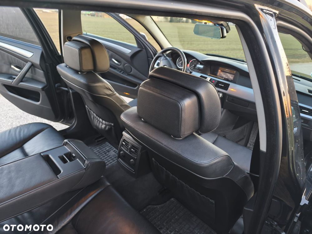 BMW Seria 5 520d Edition Sport - 9