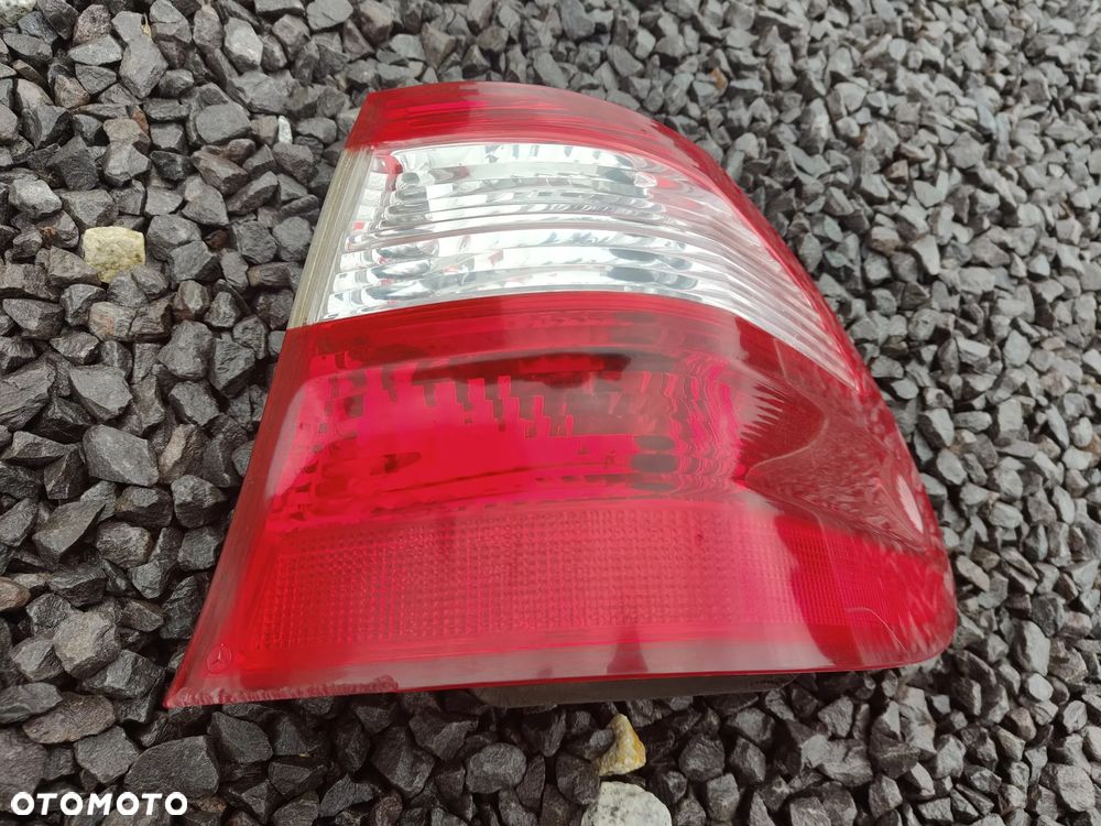 MERCEDES W211 Kombi Lampa Tył Tylna Prawa CLASSIC ELEGANCE - 3