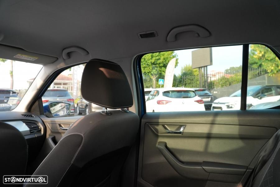 Skoda Fabia 1.0 TSI Ambition - 9