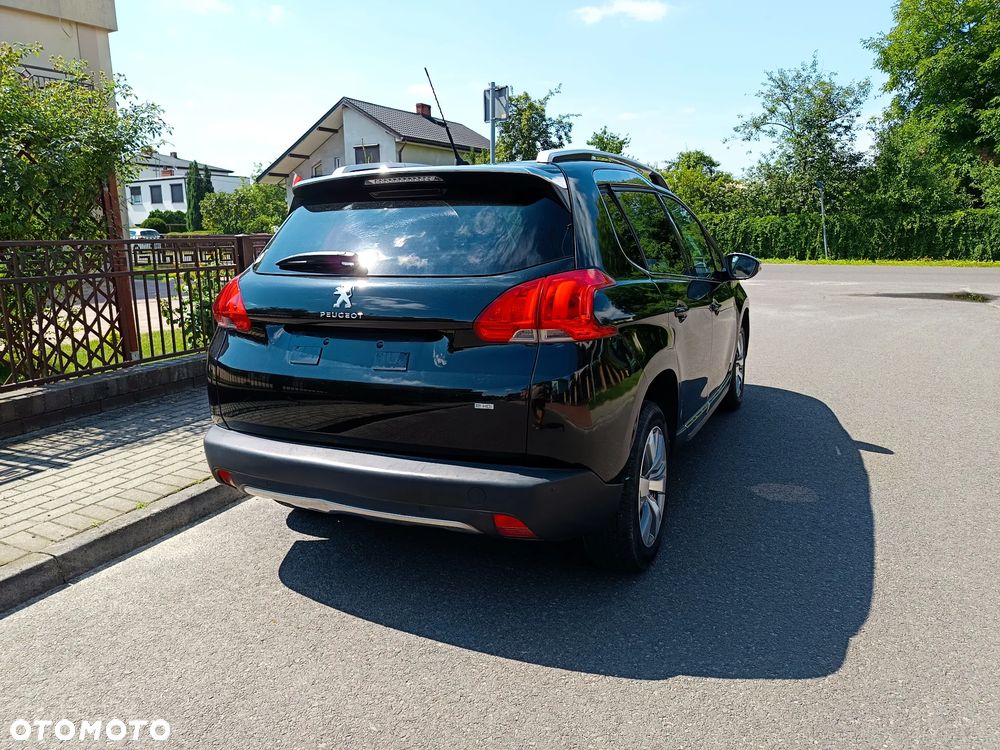 Peugeot 2008 1.6 e-HDi Allure S&S - 7