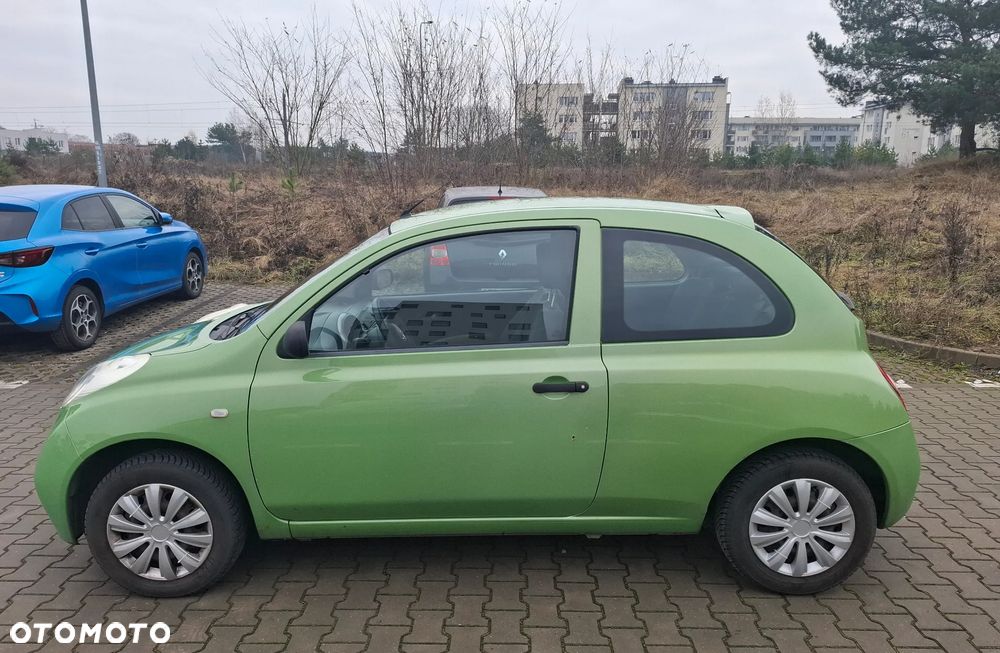 Nissan Micra - 2