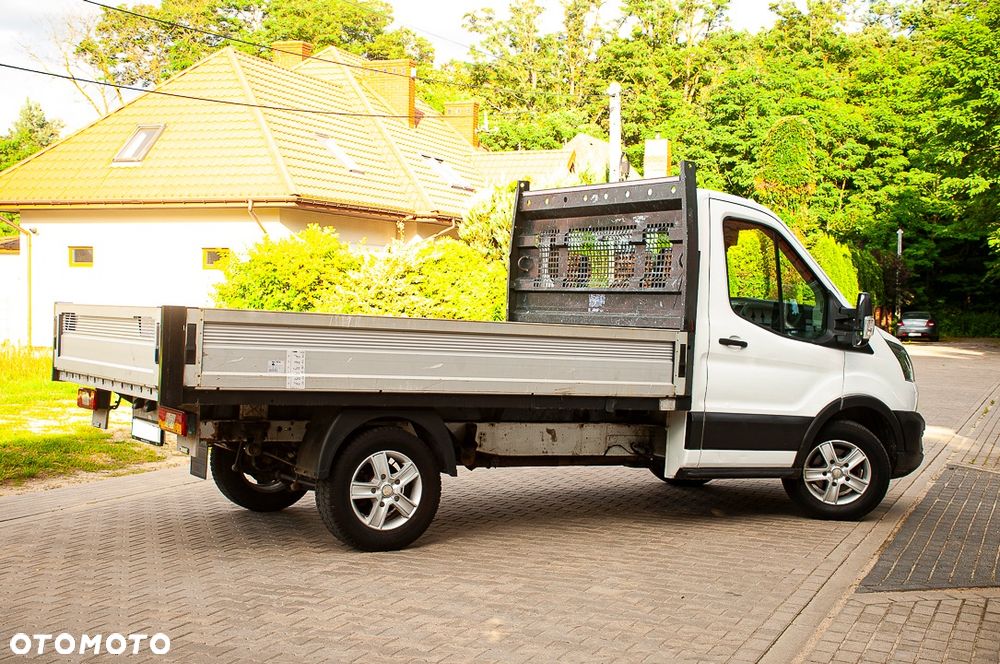 Ford Transit - 27