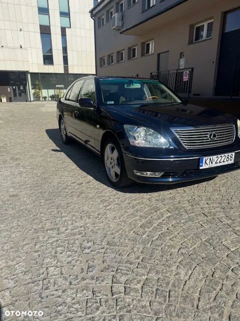 Lexus LS 430 Voyage - 1