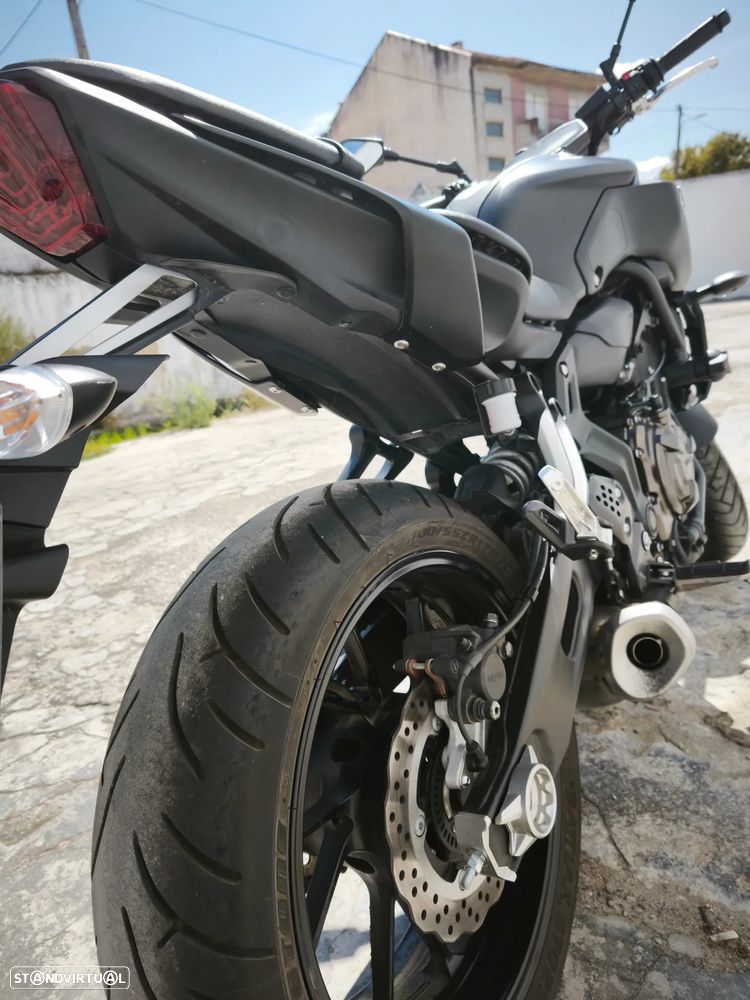 Yamaha MT-07 - 4