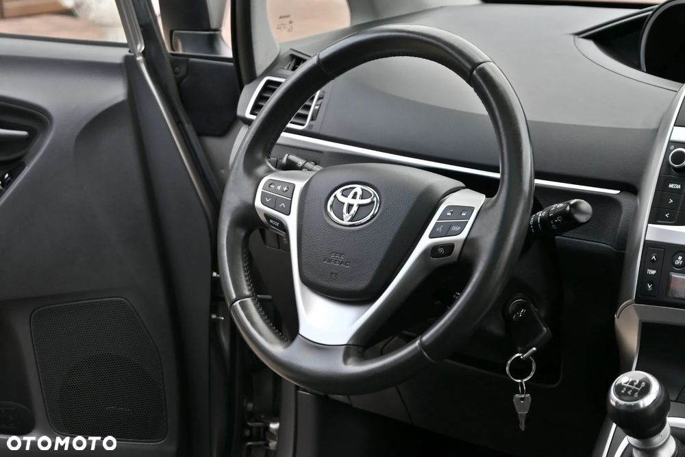 Toyota Verso 1.8 Sol EU5 - 21