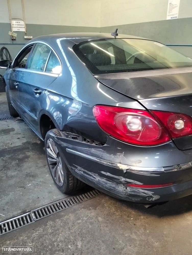 Volkswagen Passat CC ano 2011 2.0tdi - 2