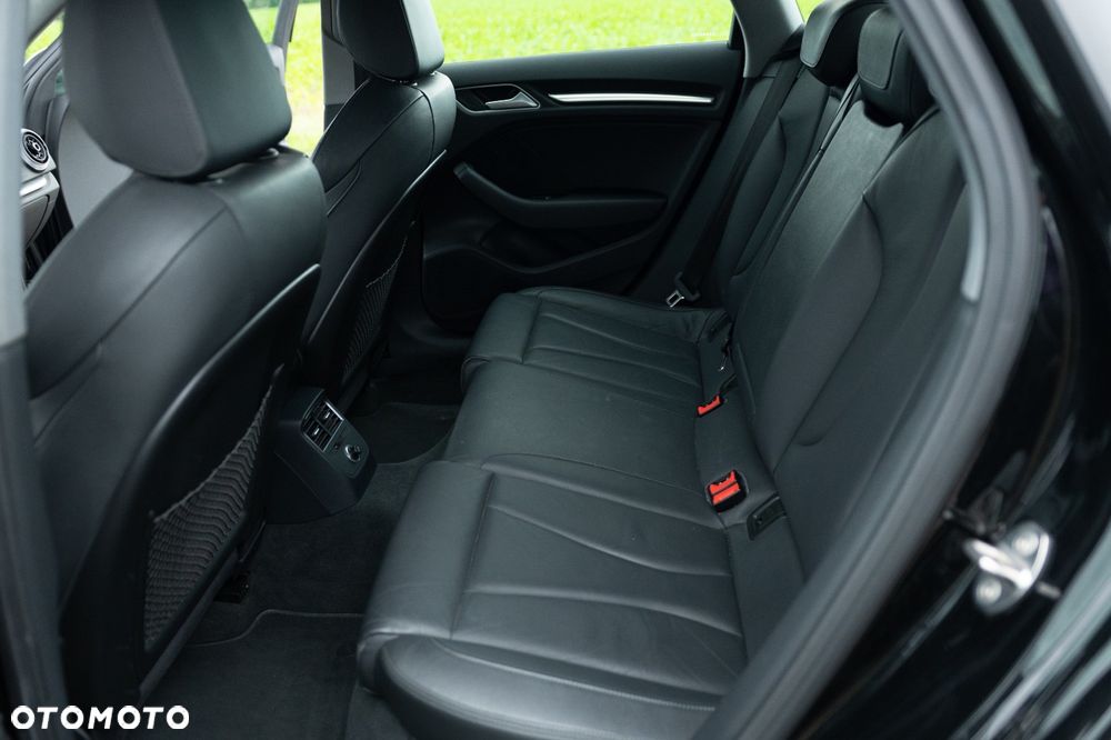 Audi A3 Sportback 1.4 TFSI E-tron Attraction e-S tronic - 31