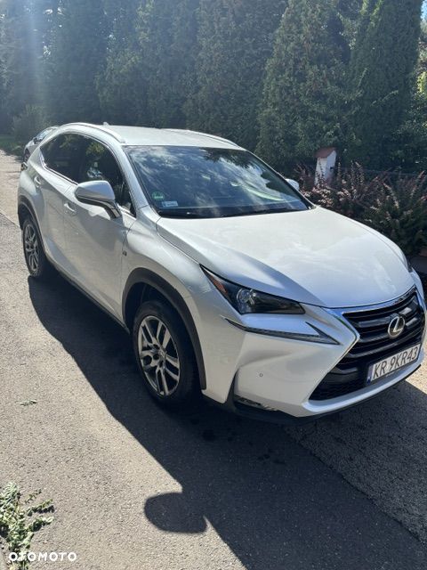 Lexus NX 200t Prestige AWD - 3