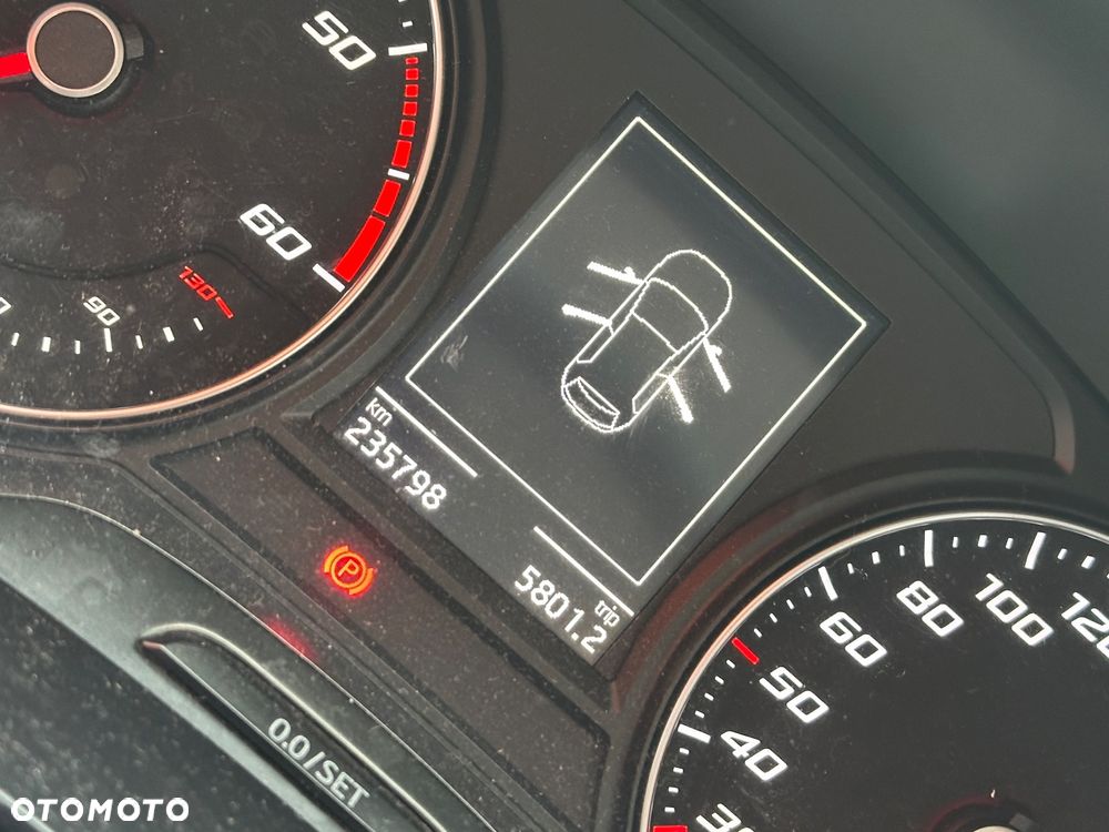 Seat Leon 2.0 TDI DPF FR - 9