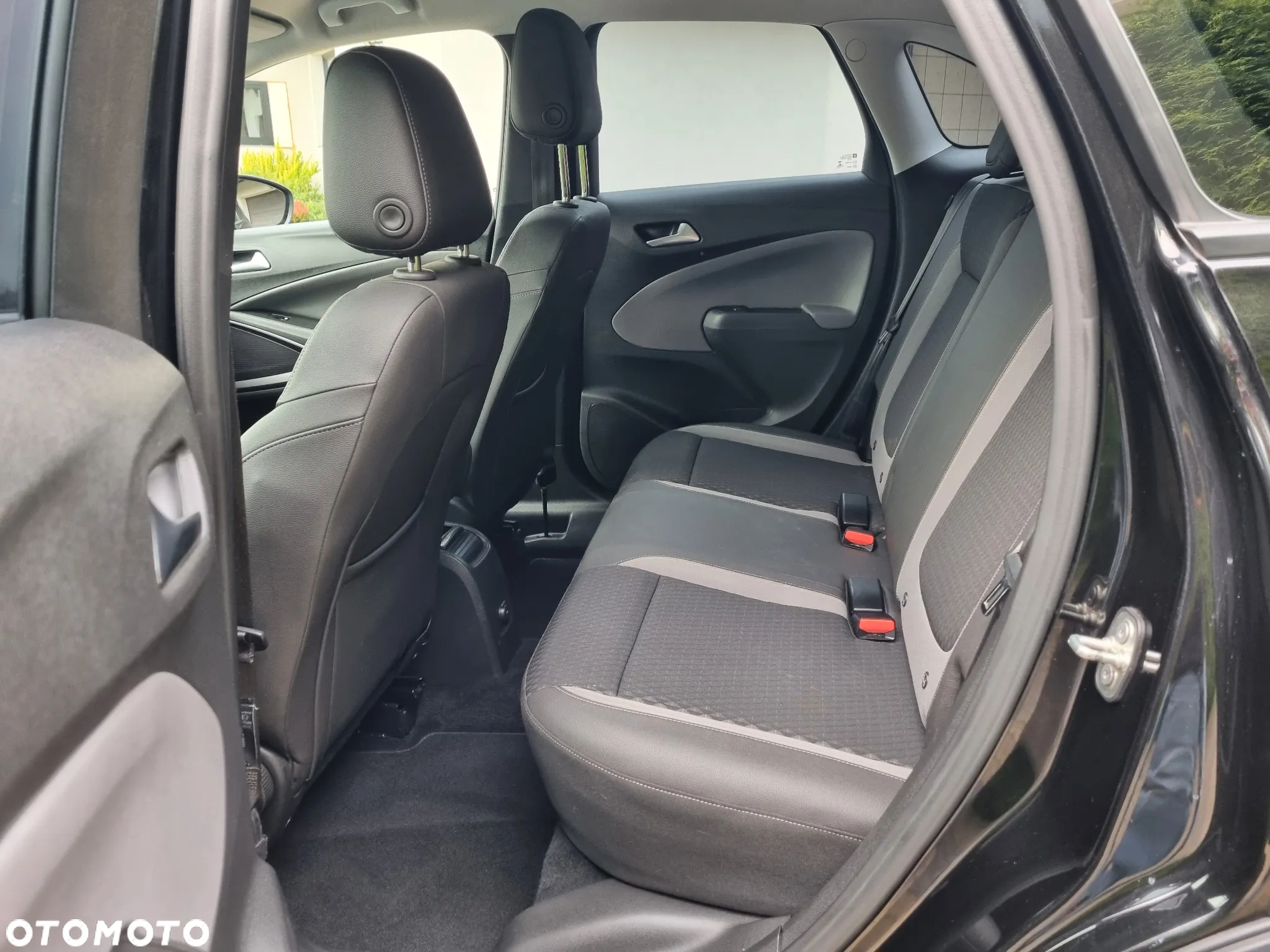 Opel Crossland X 1.2 T Elite S&S - 8