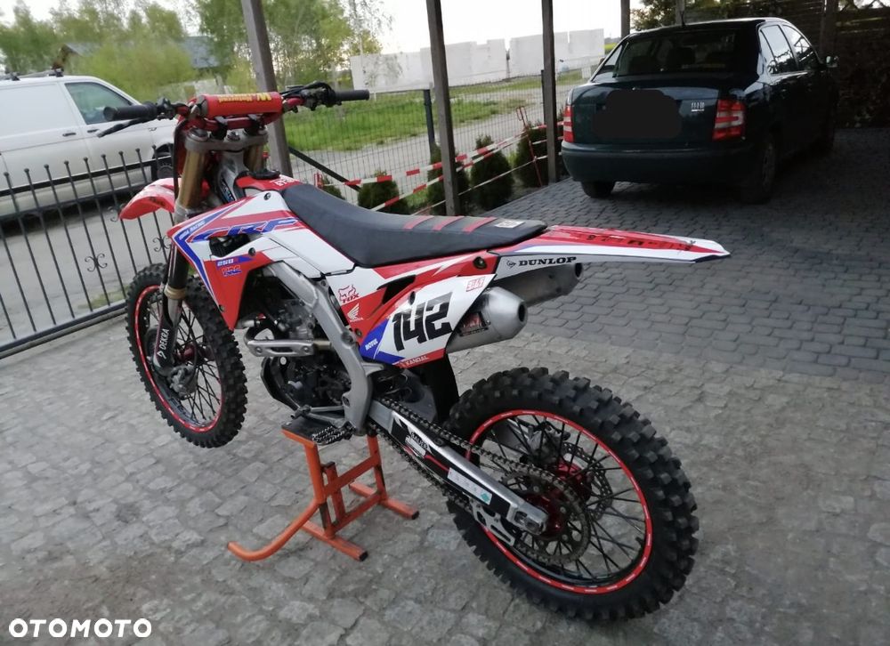 Honda CRF - 10