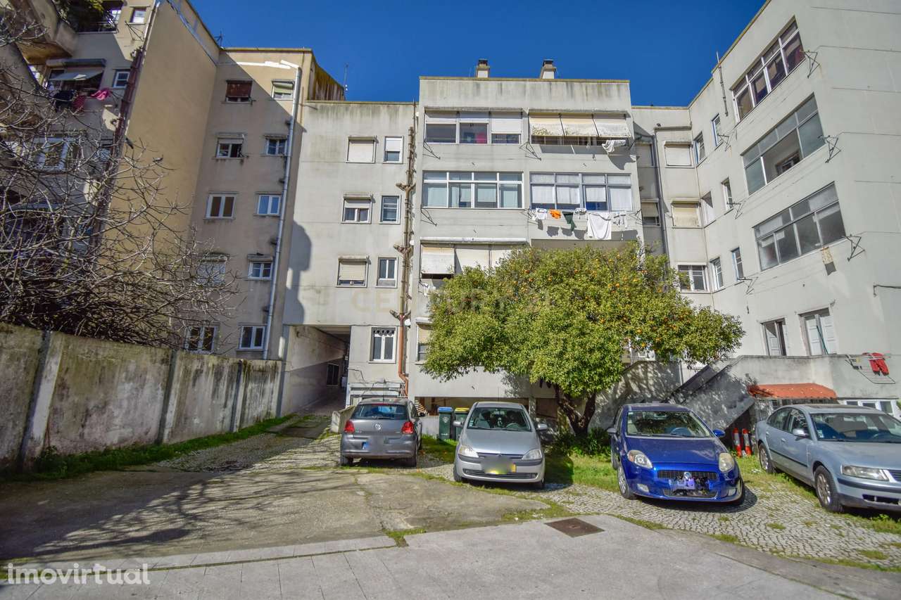 Venda de Parte de Prédio / quinhão hereditário sito na Av. General Roç - Grande imagem: 5/27