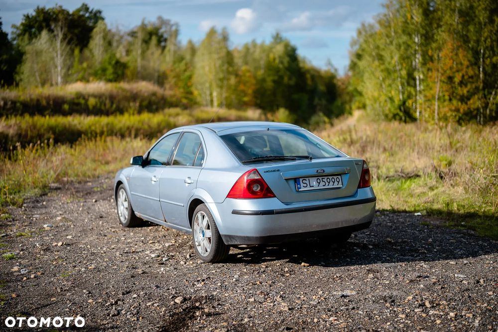 Ford Mondeo 2.0 TDCi Ghia - 5