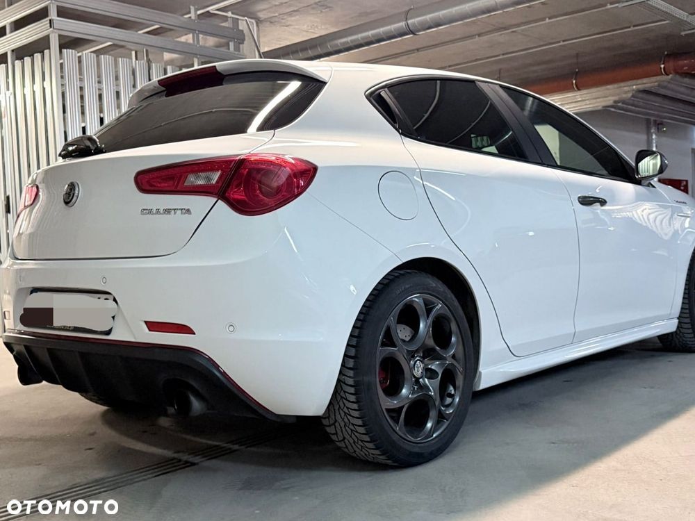 Alfa Romeo Giulietta 1750 TBi Veloce TCT - 1