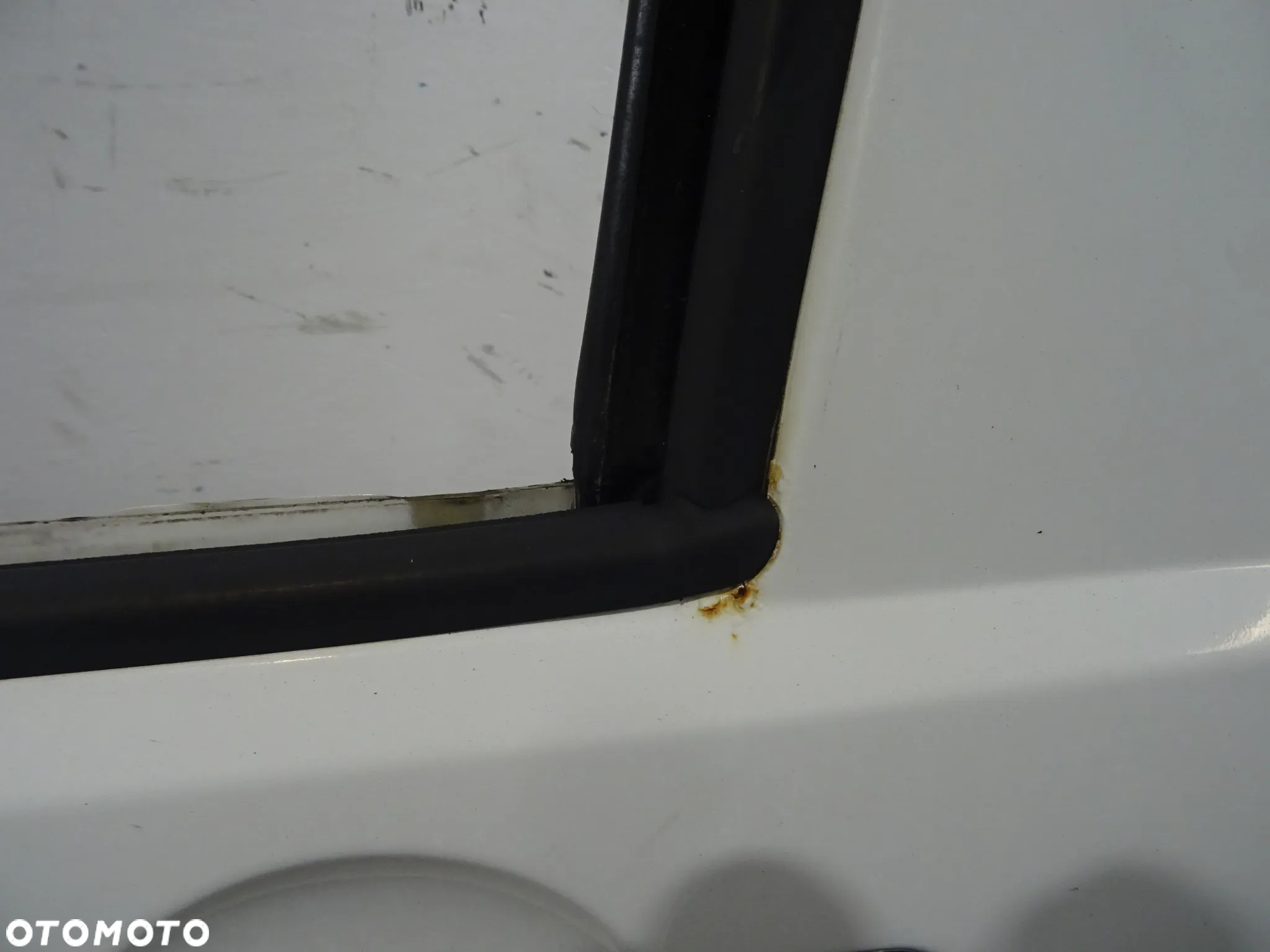 VW TRANSPORTER T5 1.9 TDI DRZWI LEWY PRZÓD PRZEDNI - 14
