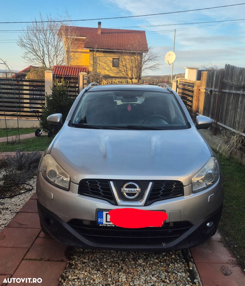 Nissan Qashqai - 1