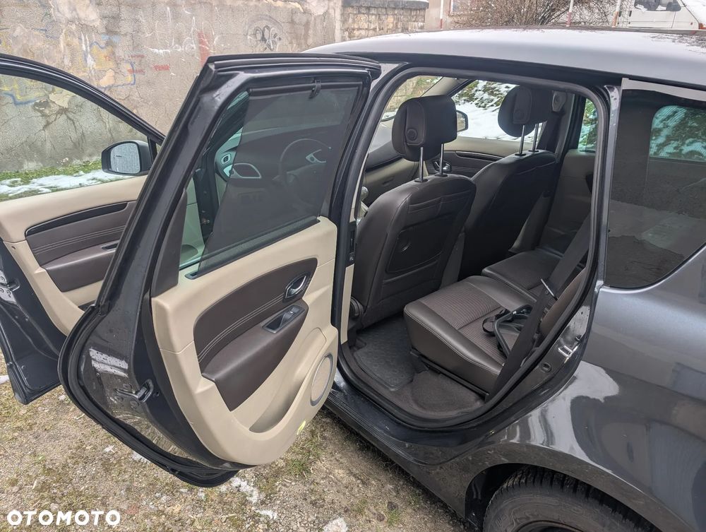 Renault Scenic 1.4 16V TCE Privilege - 10