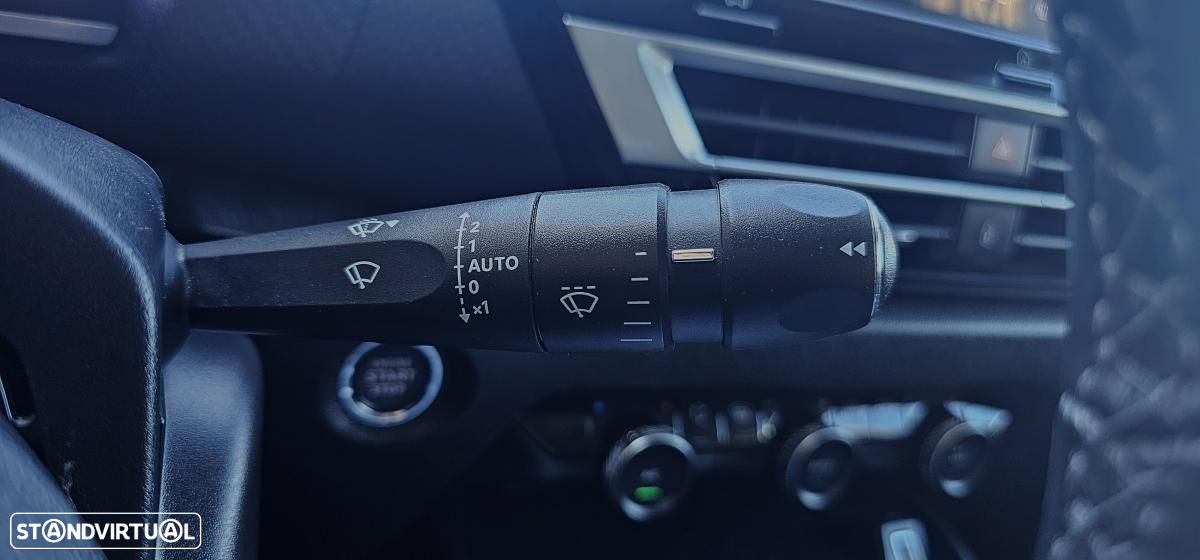 Citroën C4 BlueHDi 130 Stop&Start EAT8 SHINE - 16