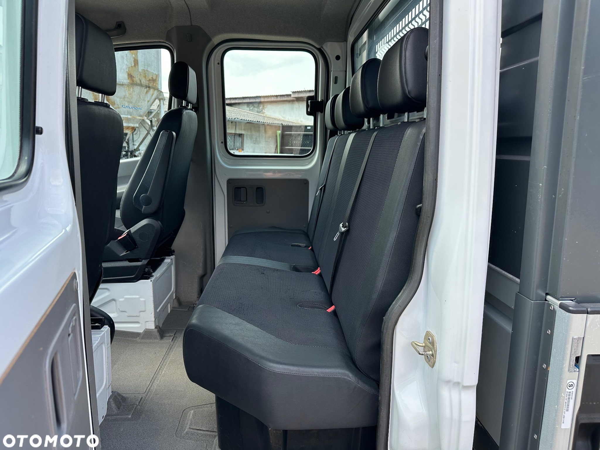 Mercedes-Benz Sprinter Doka z Niemiec 1 właściciel 106tys km jak nowy - 16