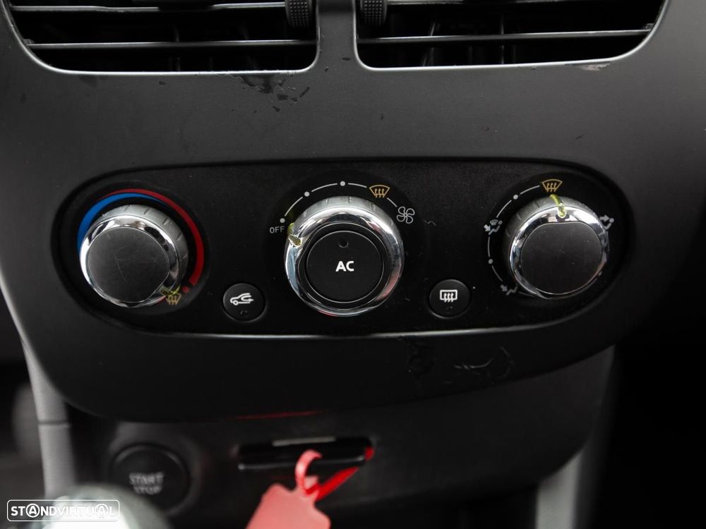 Renault Clio 1.5 Blue dCi Intens - 15