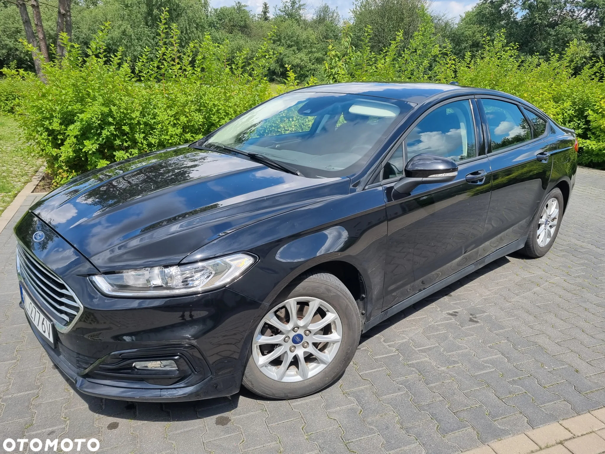 Ford Mondeo 2.0 Hybrid Trend - 13