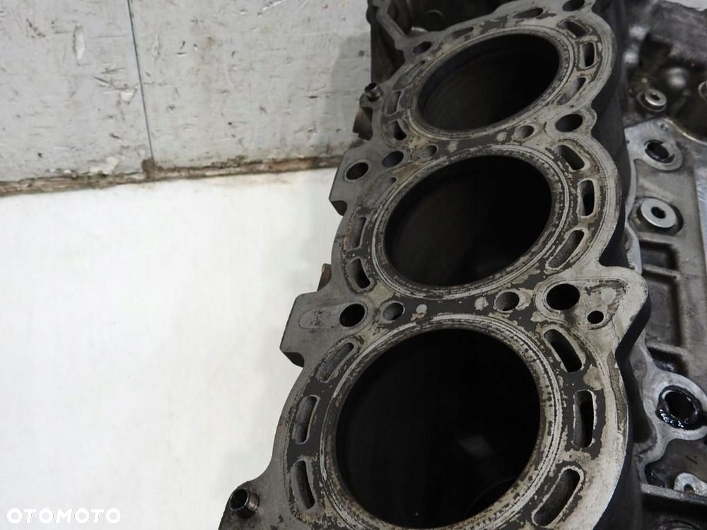 BLOK SILNIKA 642950 CHRYSLER 300C 3.0 CRD V6 642950 - 10