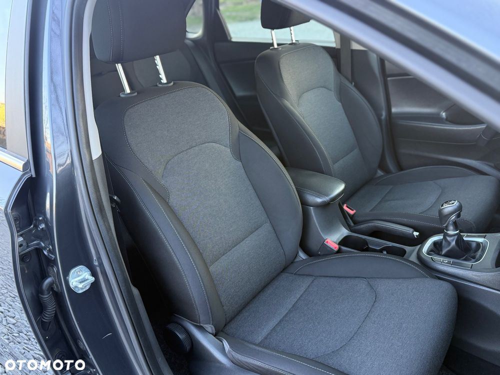 Hyundai i30 1.5 DPI Smart - 27