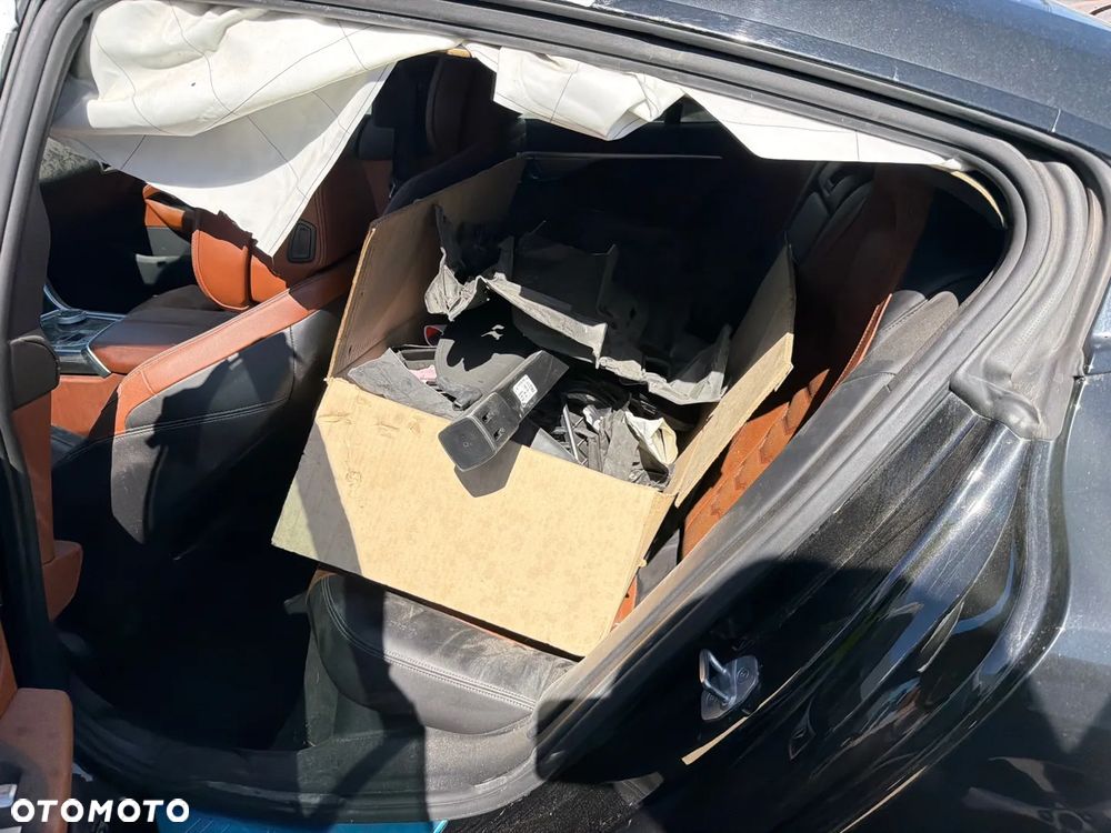 BMW Seria 8 - 30