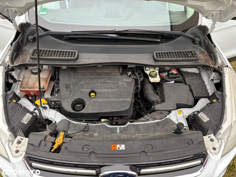 Ford Kuga 2.0 TDCi 2x4 Titanium - 21