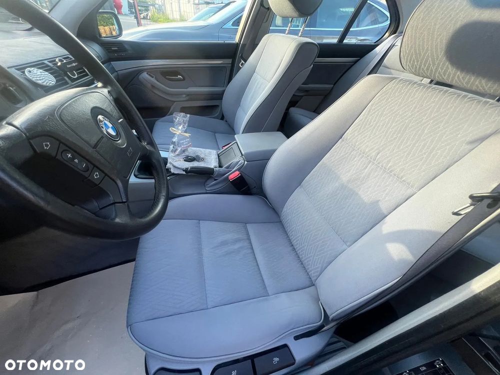 BMW Seria 5 530i - 14