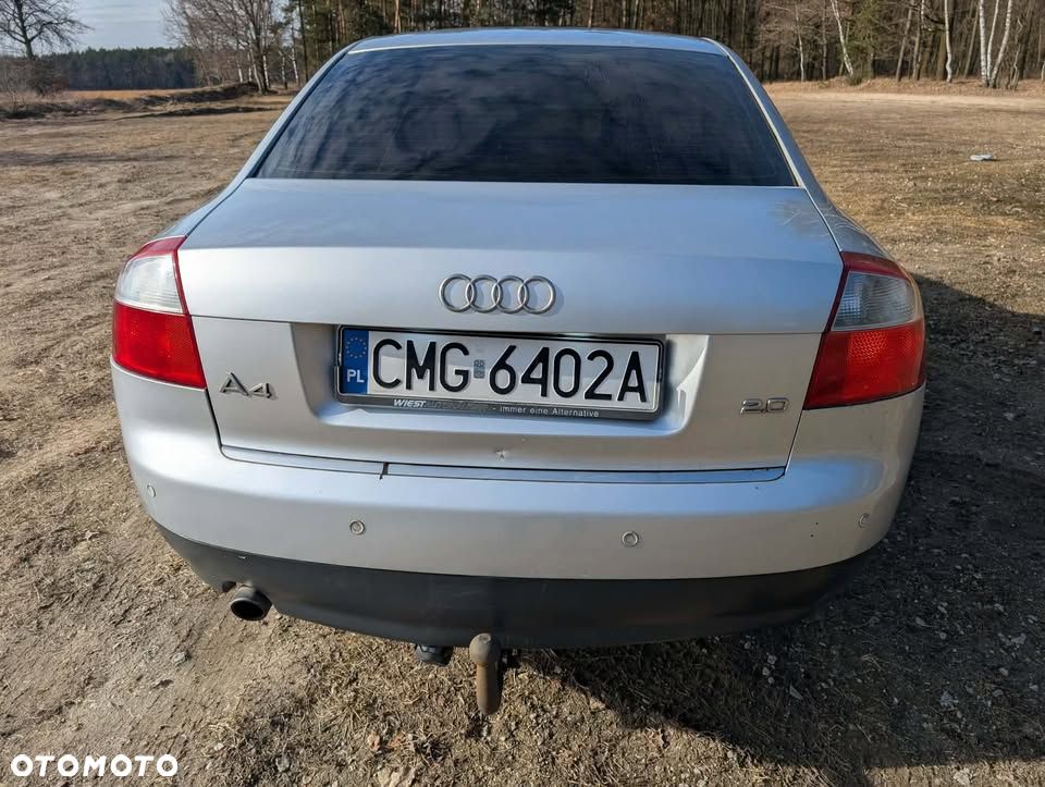 Audi A4 Avant - 4