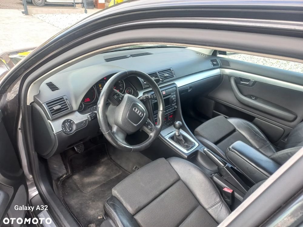 Audi A4 Avant - 10