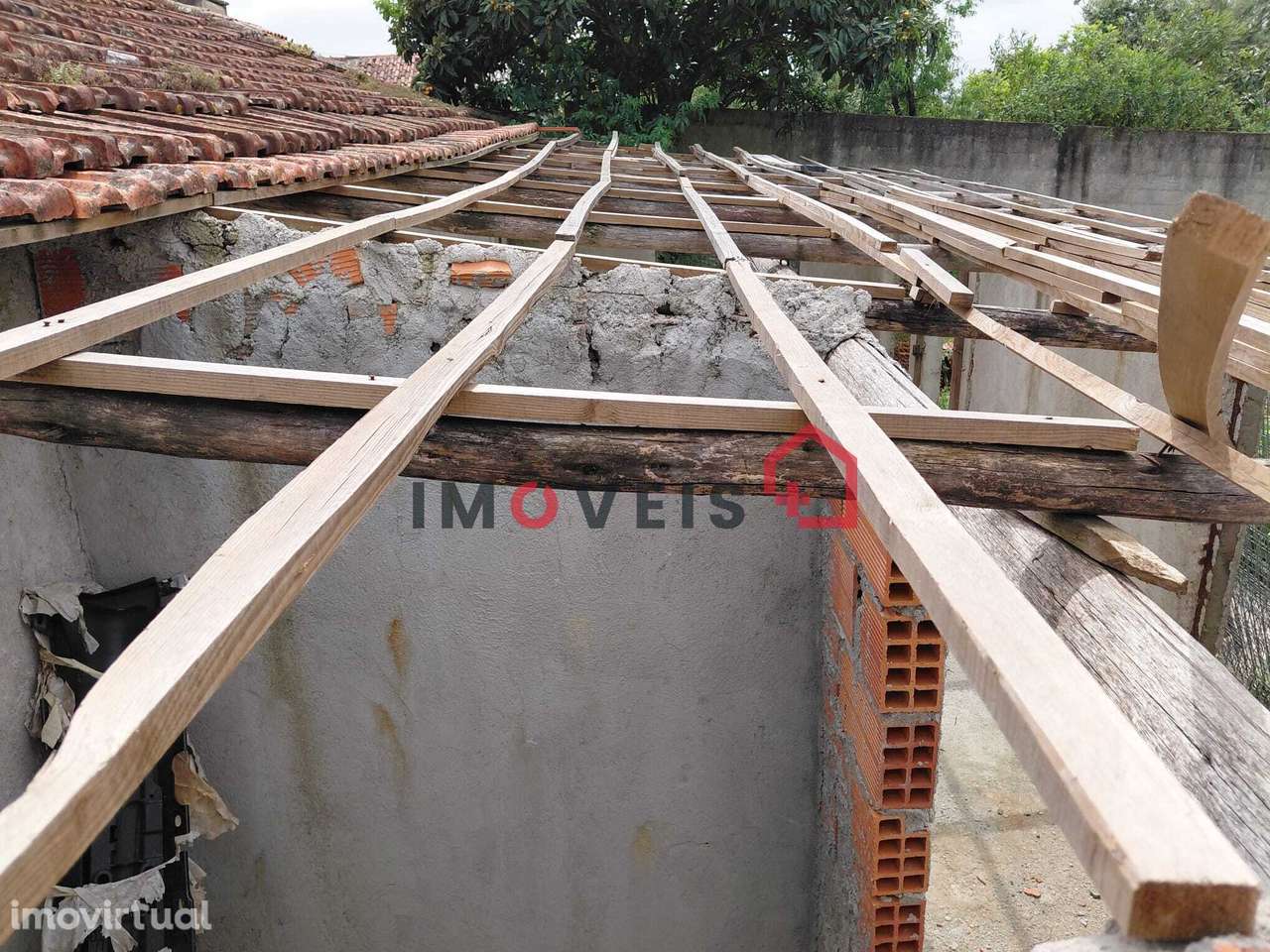 TERRENO PARA CONSTRUÇÃO - Grande imagem: 3/10