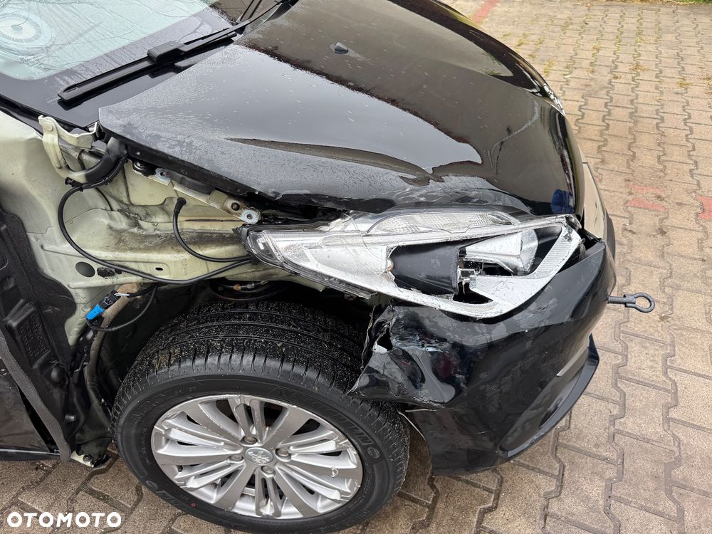 Peugeot 208 1.6 BlueHDi Allure S&S - 14