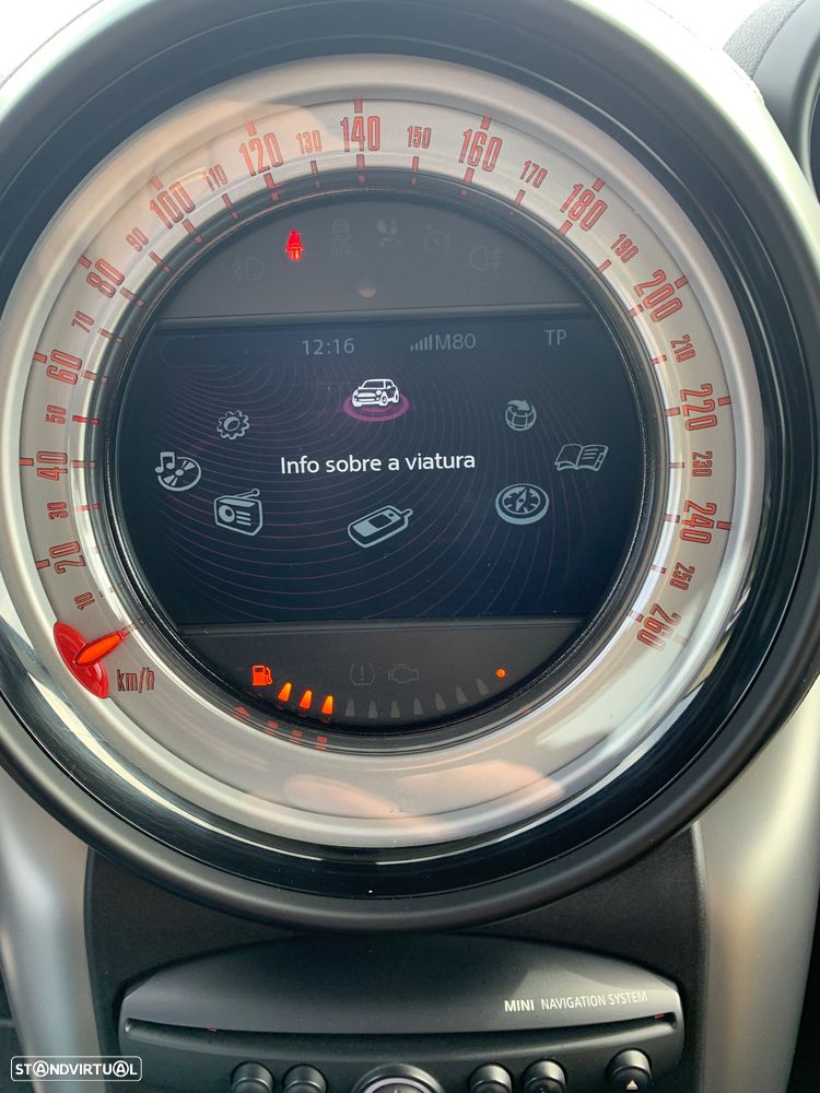 MINI Paceman Cooper D - 11