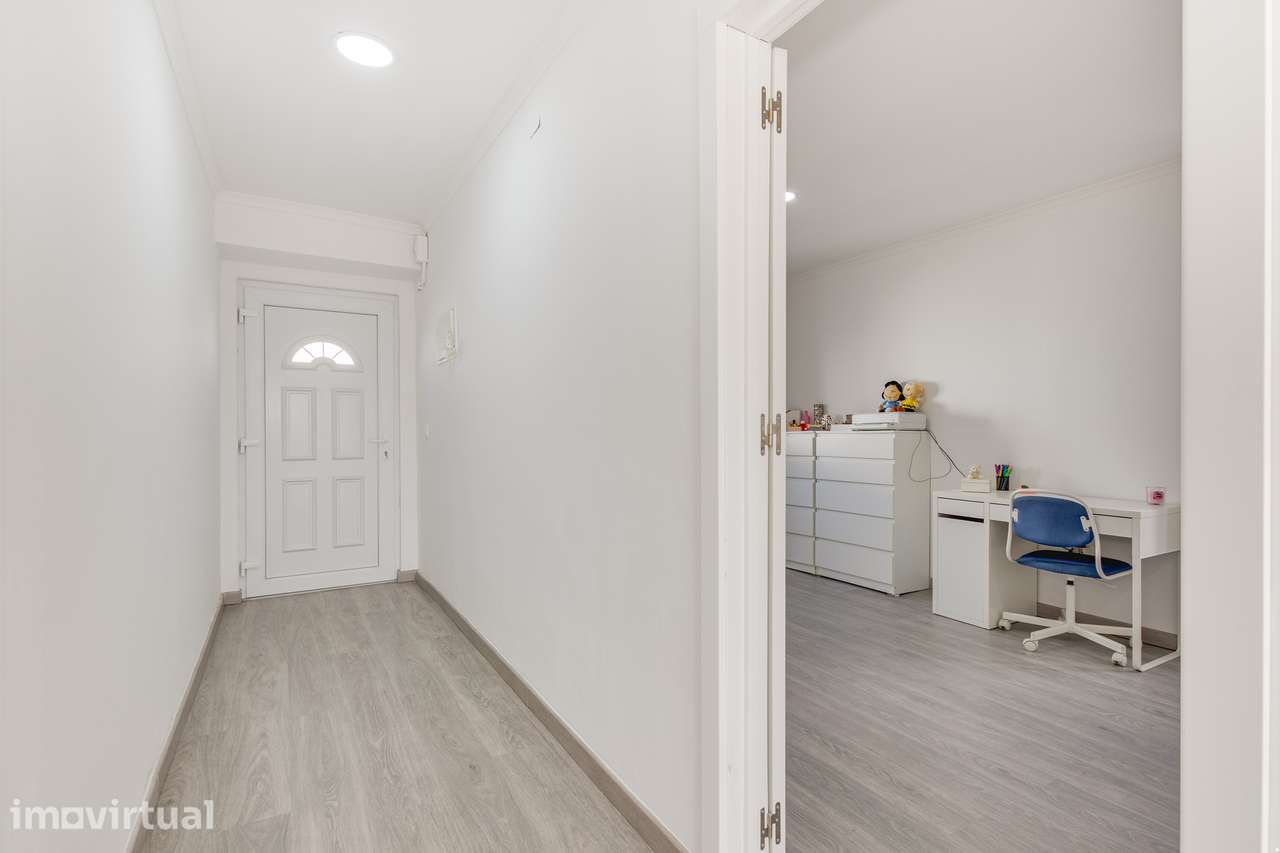 MORADIA T3 | TERRENO C/ OLIVEIRAS E VINHA | ARMAZÉM 90 m² | ALENQUER - Grande imagem: 3/60