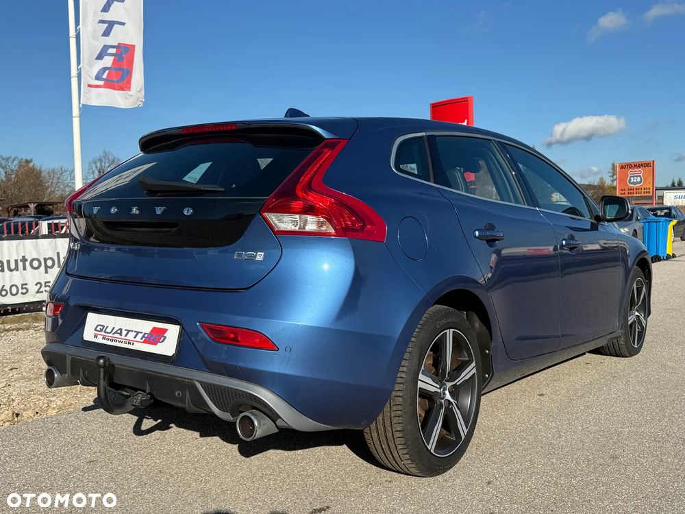 Volvo V40 D2 Drive-E R-Design Momentum - 3