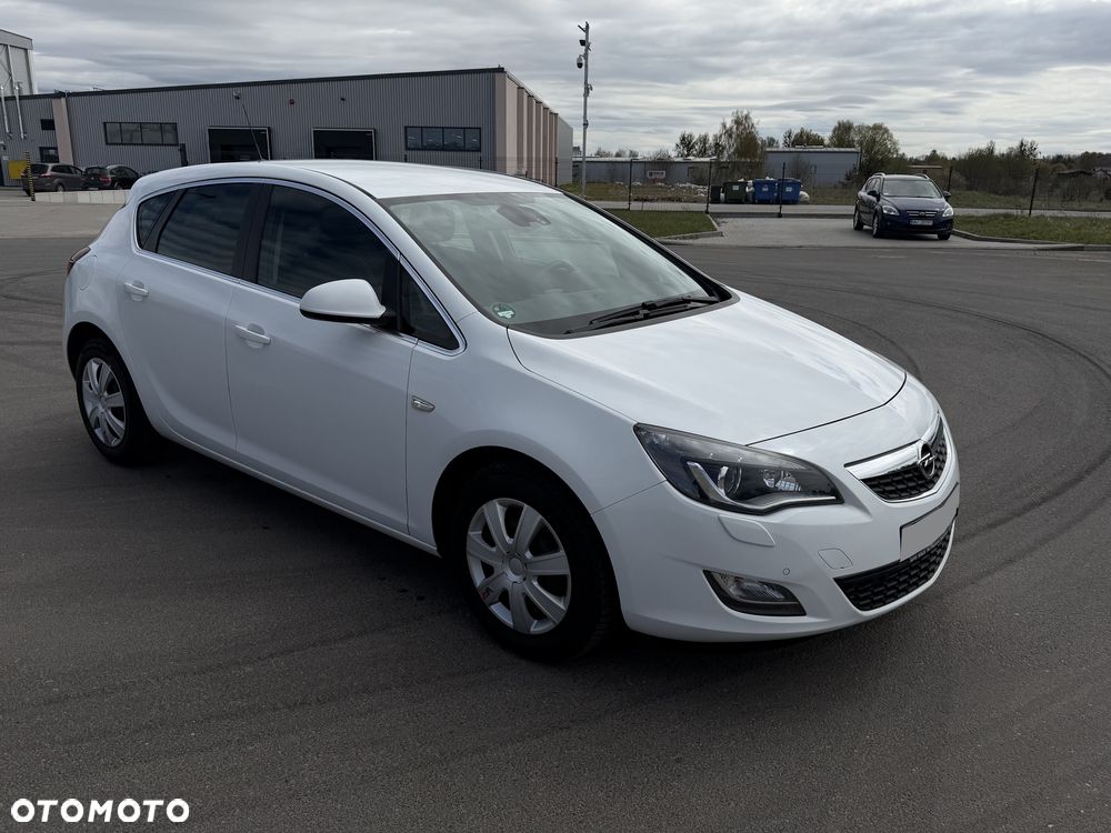 Opel Astra 1.4 T Enjoy - 6