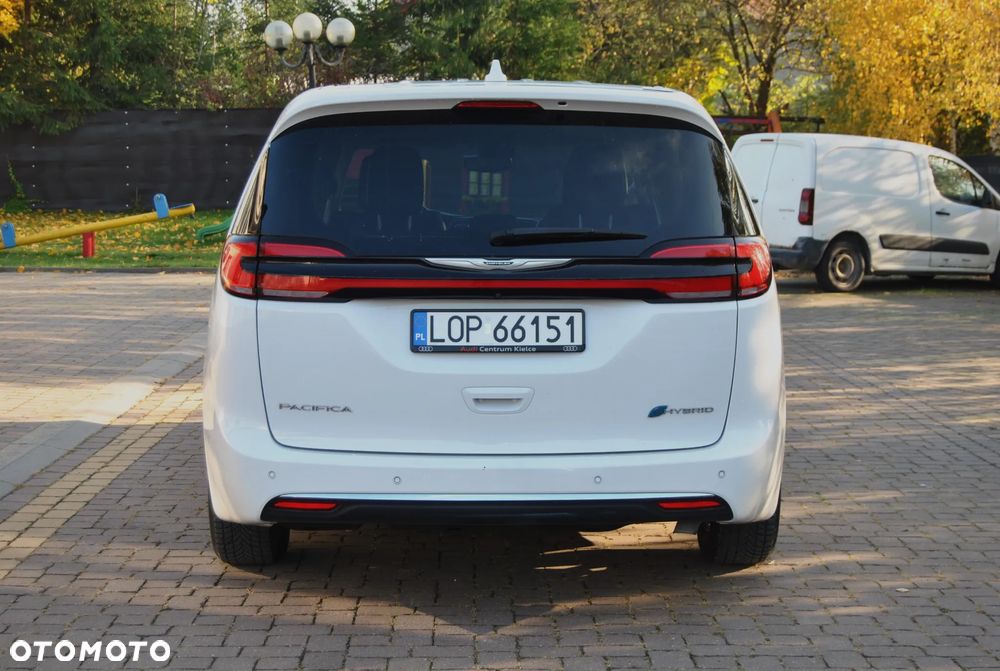 Chrysler Pacifica 2022