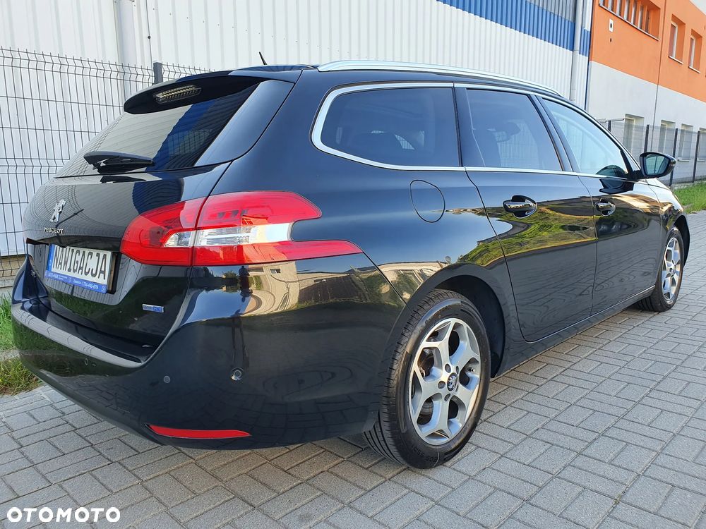 Peugeot 308 BlueHDi 180 EAT8 Stop & Start GT - 3