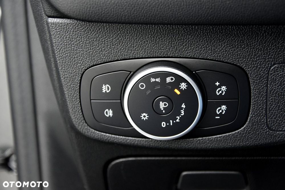 Ford Focus 1.0 EcoBoost Hybrid ACTIVE STYLE - 23