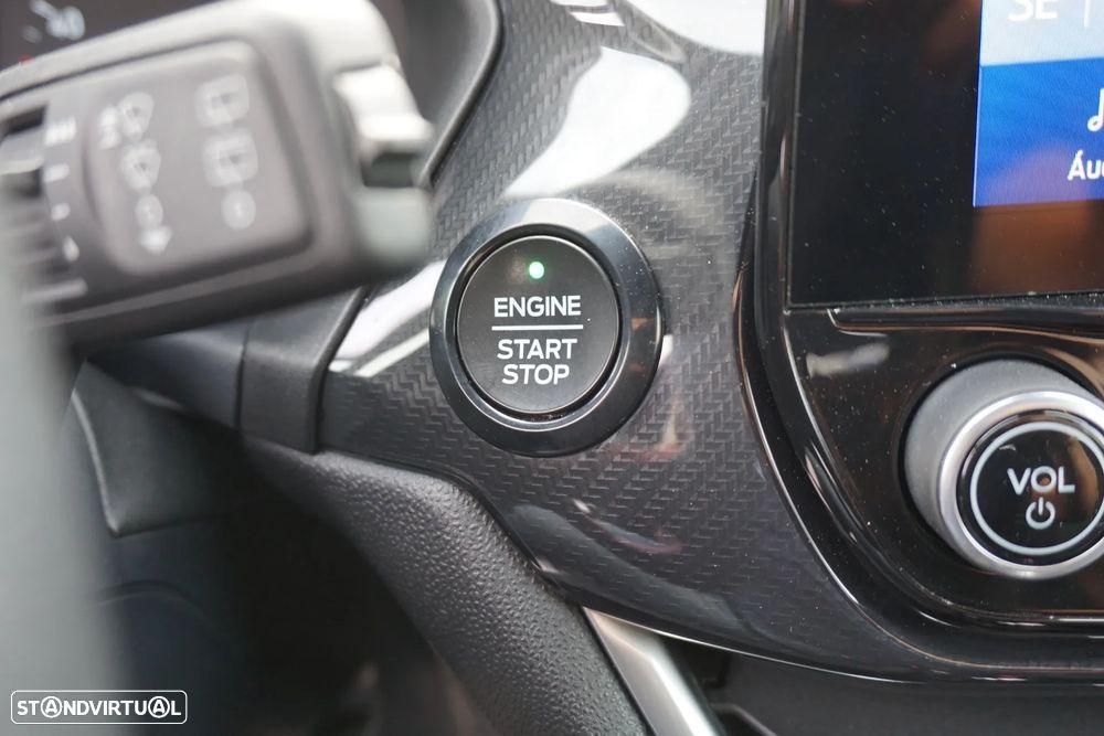 Ford Fiesta 1.0 EcoBoost MHEV ST-Line - 38