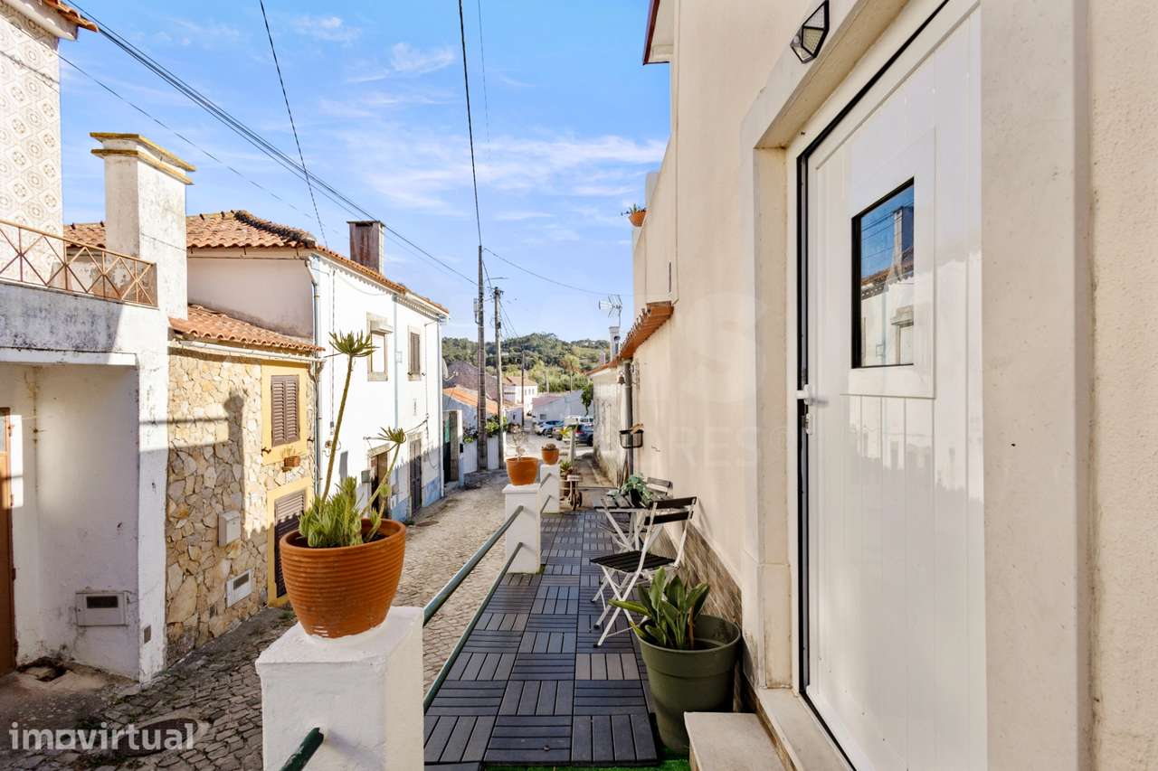 Encantadora Moradia Centenária T2 com Terraço - Grande imagem: 3/25