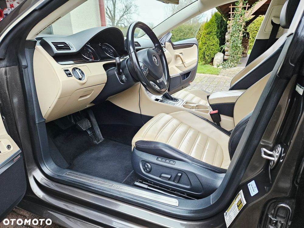 Volkswagen CC 3.6 V6 4Motion DSG - 19