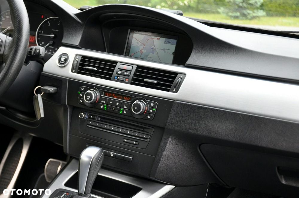 BMW Seria 3 - 28