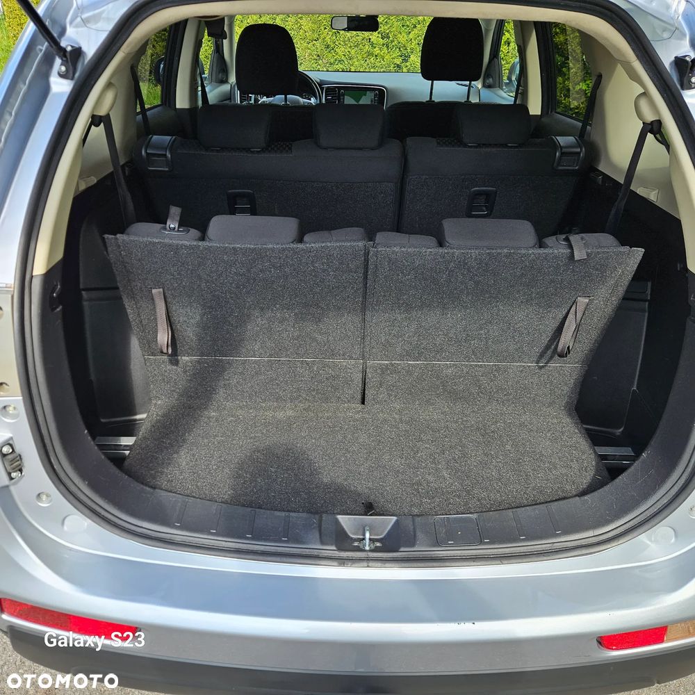 Mitsubishi Outlander 2.0 2WD CVT Diamant Edition - 22