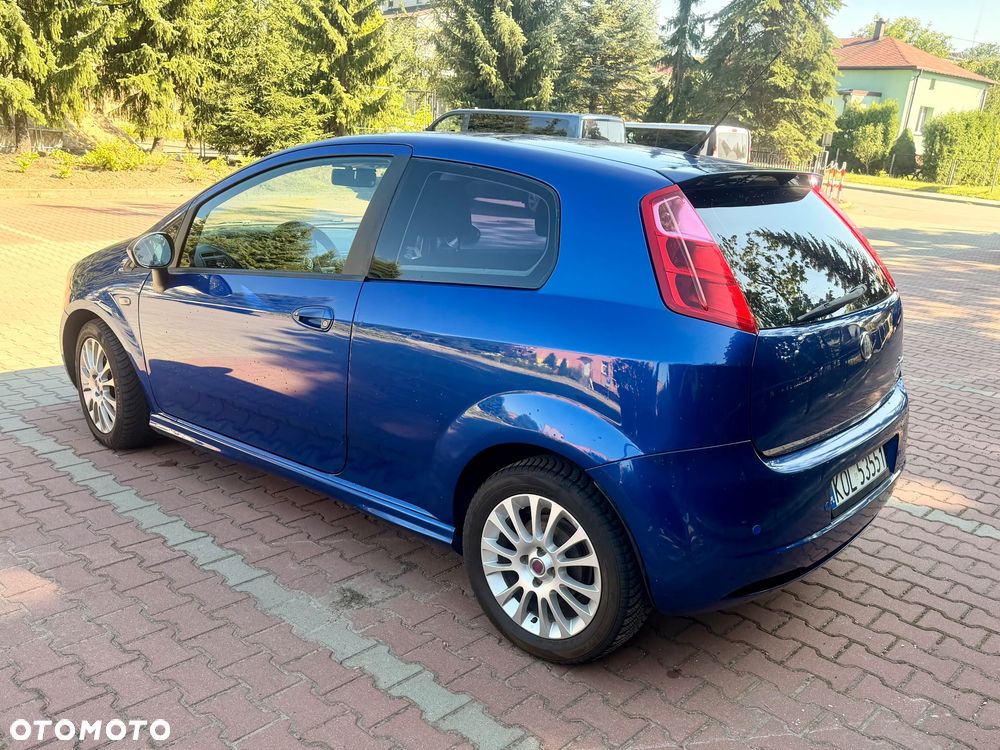 Fiat Grande Punto 1.4 8V 360 - 6