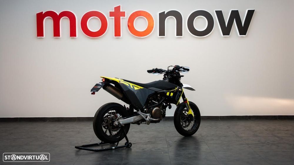 Husqvarna 701 Supermoto - 3