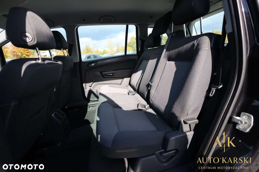 Opel Zafira - 31